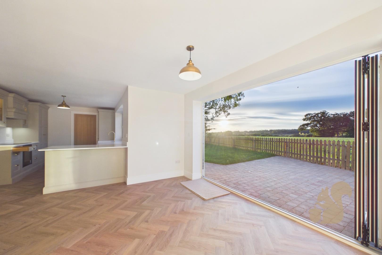 CAM01814G0-PR0178-STILL008.jpg